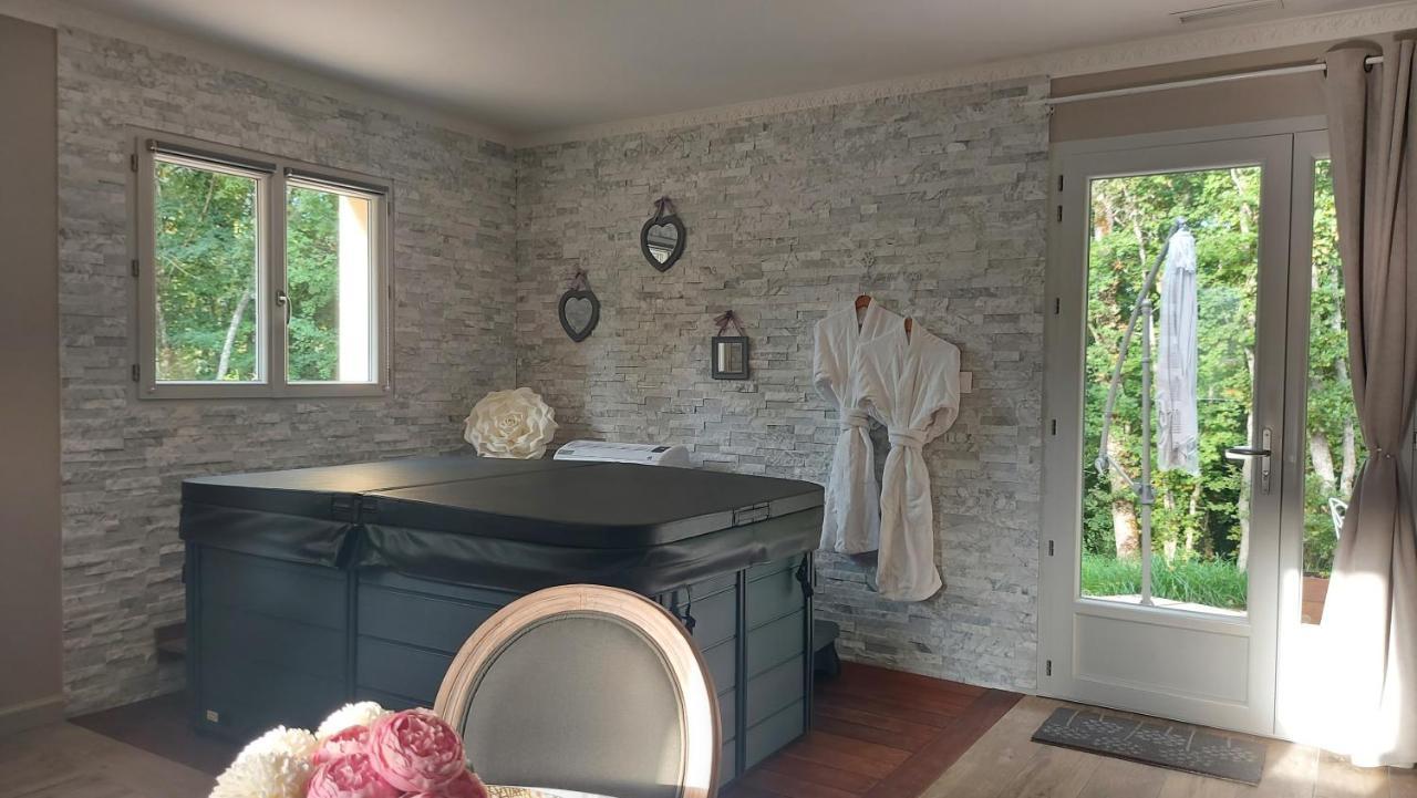 Gite Spa & Nature Saint-Chamassy Екстериор снимка