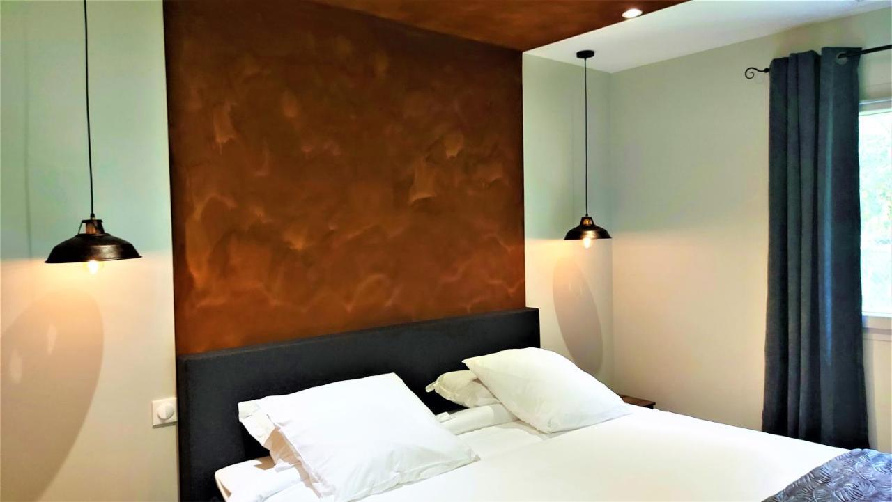 Gite Spa & Nature Saint-Chamassy Екстериор снимка